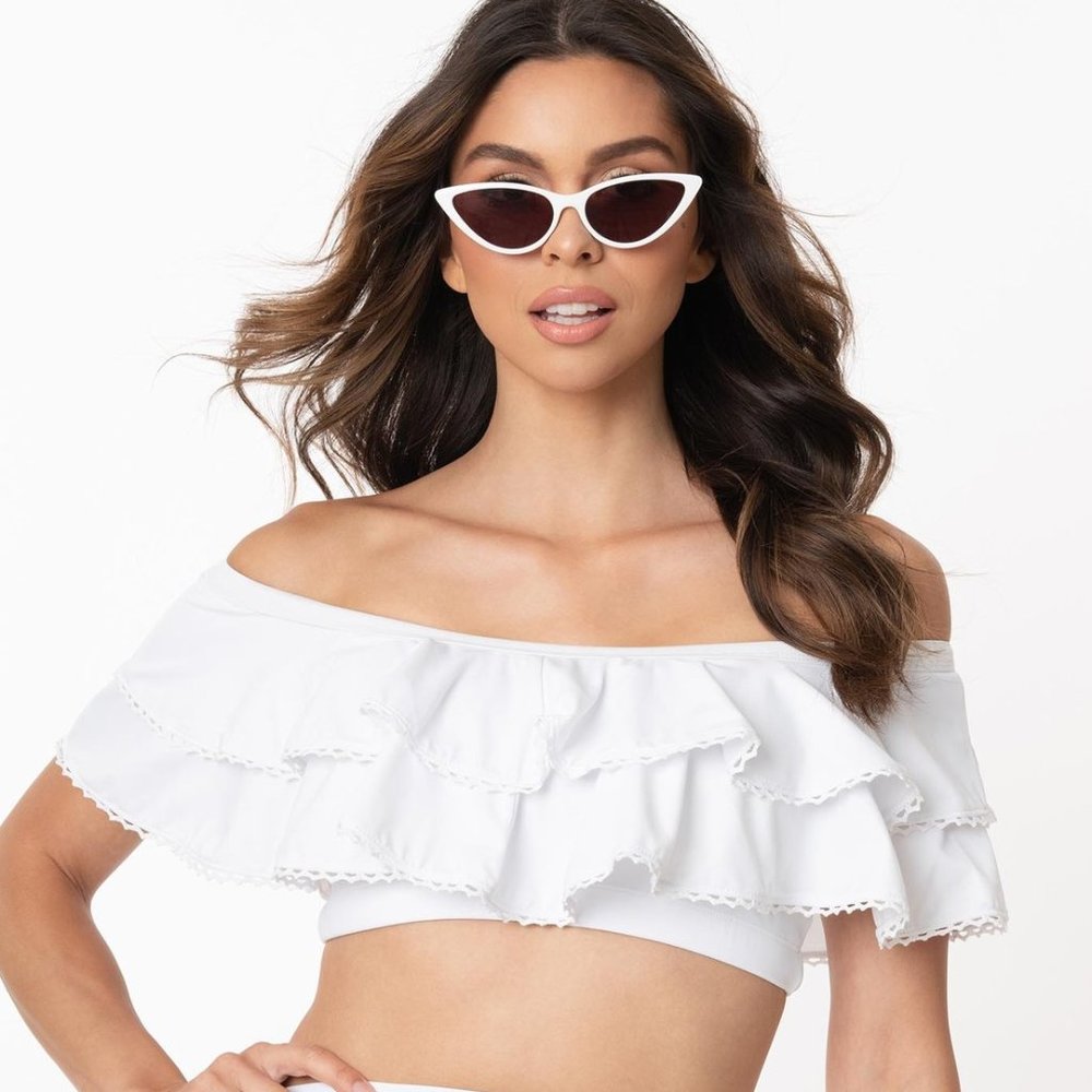 NWT Unique Vintage White Myrtle Swim Top